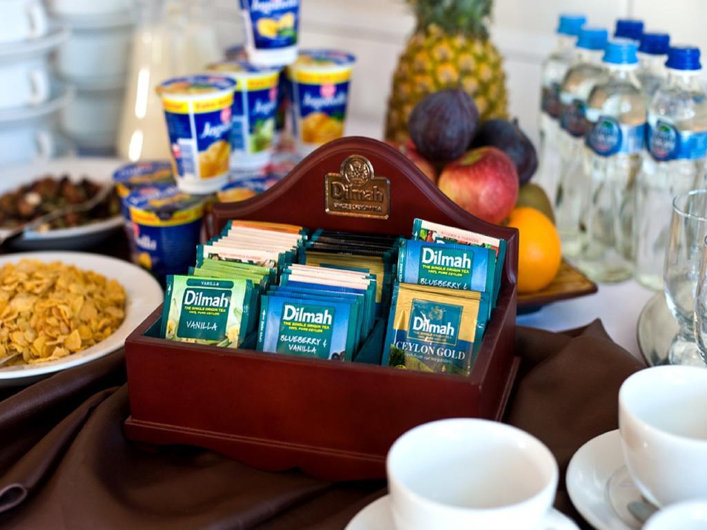 Hotel Constancja Czestochowa Ngoại thất bức ảnh